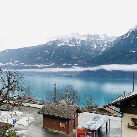 Beautiful Lake View In Niederried * Ringgenberg